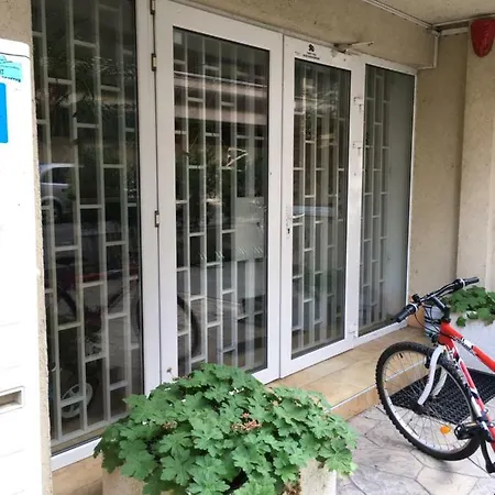 Διαμέρισμα Flat Near The Sea