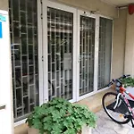 Апартамент Flat Near The Sea