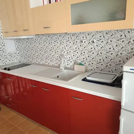 Апартамент Flat Near The Sea *